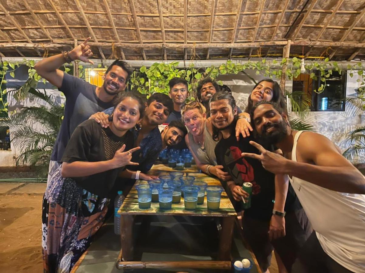 Red Monkeys Hostel Arambol Esterno foto