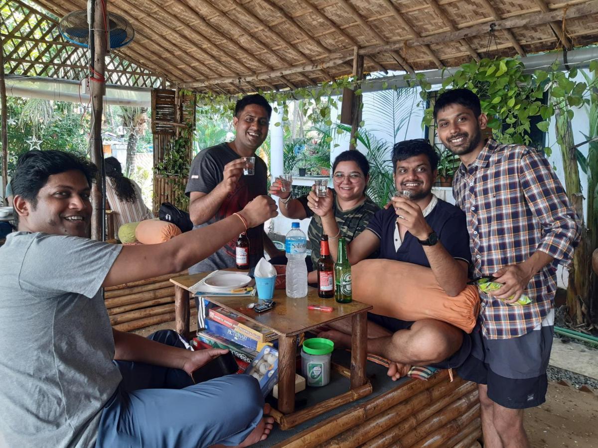 Red Monkeys Hostel Arambol Esterno foto