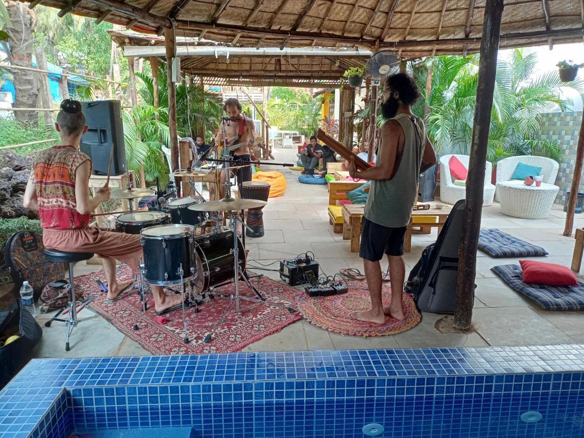 Red Monkeys Hostel Arambol Esterno foto