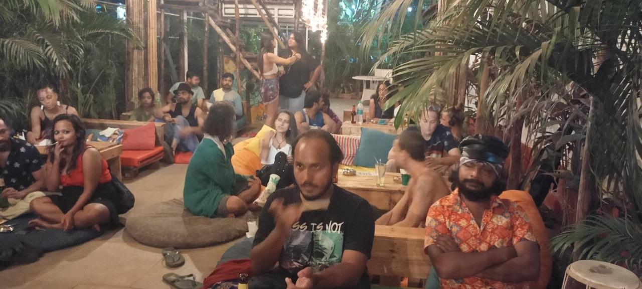 Red Monkeys Hostel Arambol Esterno foto