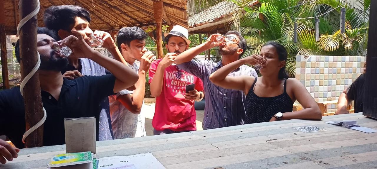 Red Monkeys Hostel Arambol Esterno foto