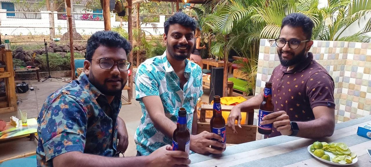 Red Monkeys Hostel Arambol Esterno foto